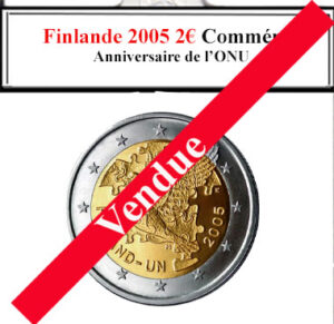 À la brocante, j'ai trouvé une collection d'euros comprenant la pièce finlandaise de 2 euros de 2005, commémorant l'anniversaire de l'ONU. Neuve et éclatante, elle représentait l'engagement de la Finlande envers la paix mondiale. Une caméra vintage, une radio ancienne et un livre rare sur les organisations internationales complétaient ce trésor historique.