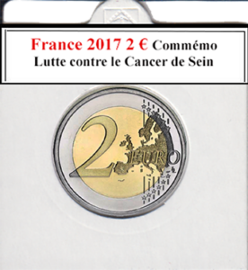 Lors d'une brocante, j'ai découvert une collection d'euros intéressante, notamment une pièce française de 2 euros de 2017 commémorant la lutte contre le cancer du sein, avec un verso significatif. À côté, une caméra vintage capturait des moments uniques, une radio ancienne diffusait des récits captivants, tandis qu'un livre ancien sur la santé féminine enrichissait cette découverte émouvante et informative.
