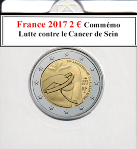 Lors d'une brocante, j'ai découvert une collection d'euros intéressante, notamment une pièce française de 2 euros de 2017 commémorant la lutte contre le cancer du sein, avec un verso significatif. À côté, une caméra vintage capturait des moments uniques, une radio ancienne diffusait des récits captivants, tandis qu'un livre ancien sur la santé féminine enrichissait cette découverte émouvante et informative.